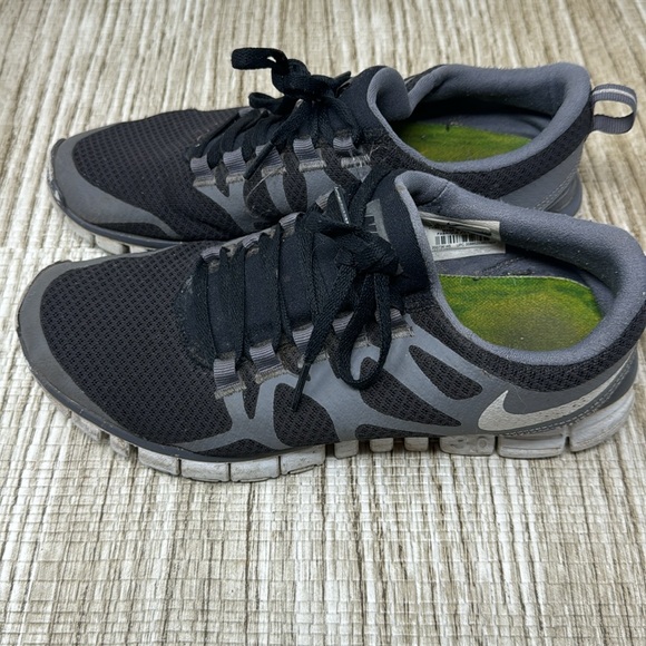 Nike Free 3.0 V3 - Picture 3 of 9